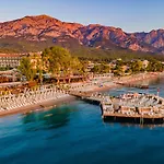 Resort Doubletree By Hilton Antalya-kemer 4*