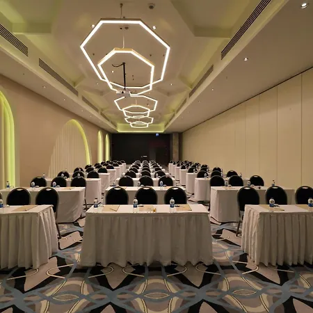 Doubletree By Hilton Antalya-kemer 4*