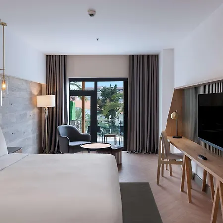 Doubletree By Hilton Antalya-kemer Kemer