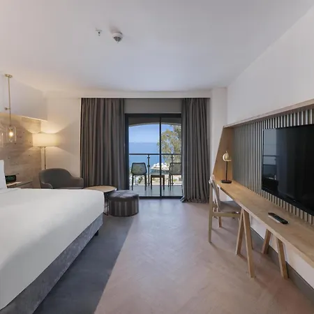 Doubletree By Hilton Antalya-kemer Üdülőközpont 4*